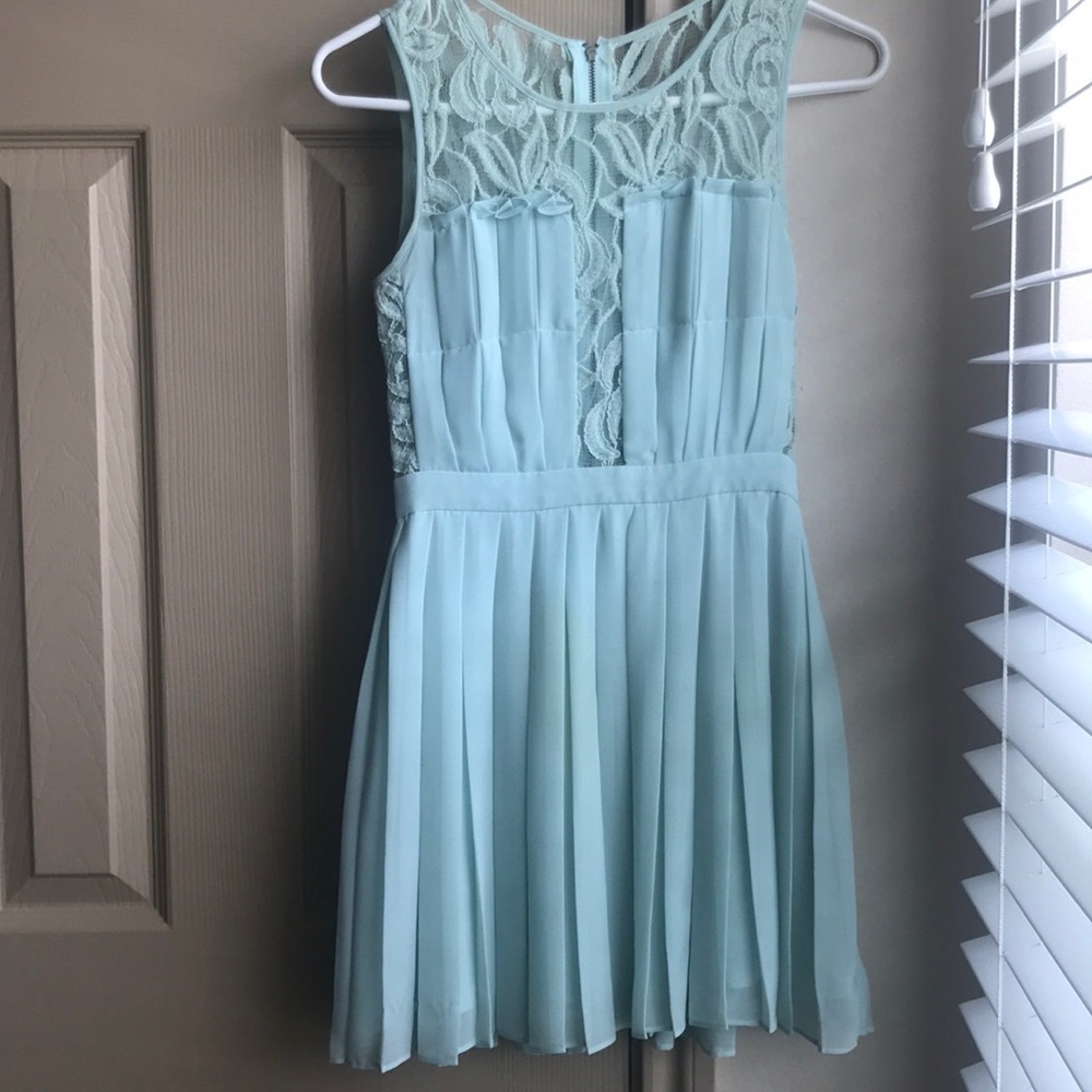 Mint mini dress(bcbg generation)